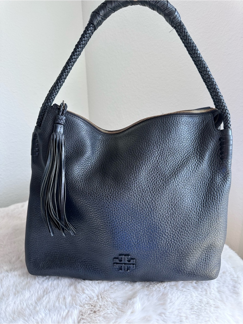 TORY BURCH TAYLOR Bag Black Pebbled Leather Gold Hardware Woven Strap